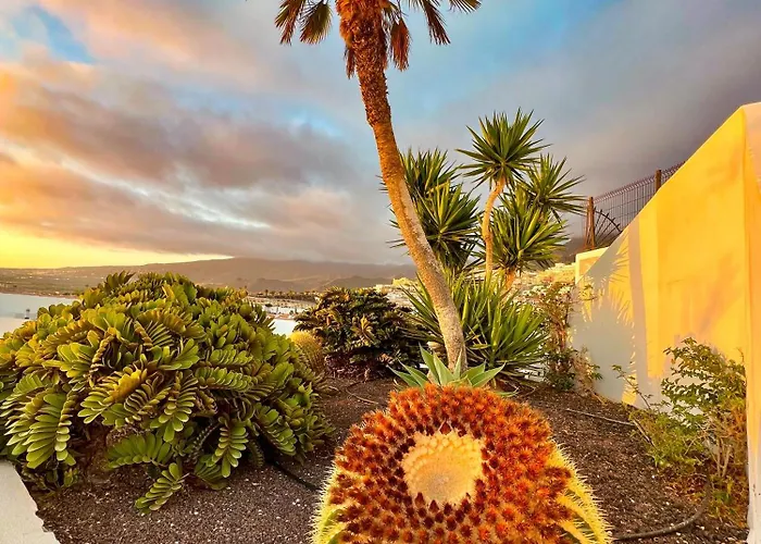 Astra Costa Adeje (Tenerife)