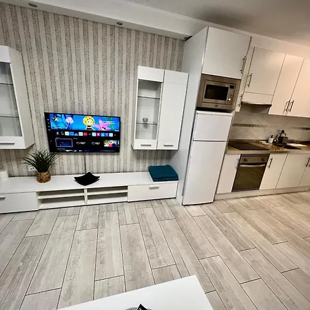 Astra Apartment